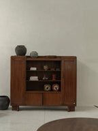 Vintage indonesischer Schrank